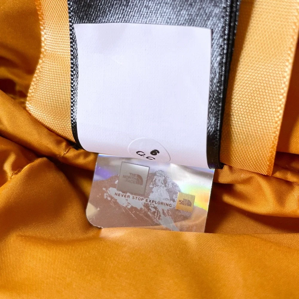 The North Face Women’s Sierra Down Parka - Picture 9 of 9